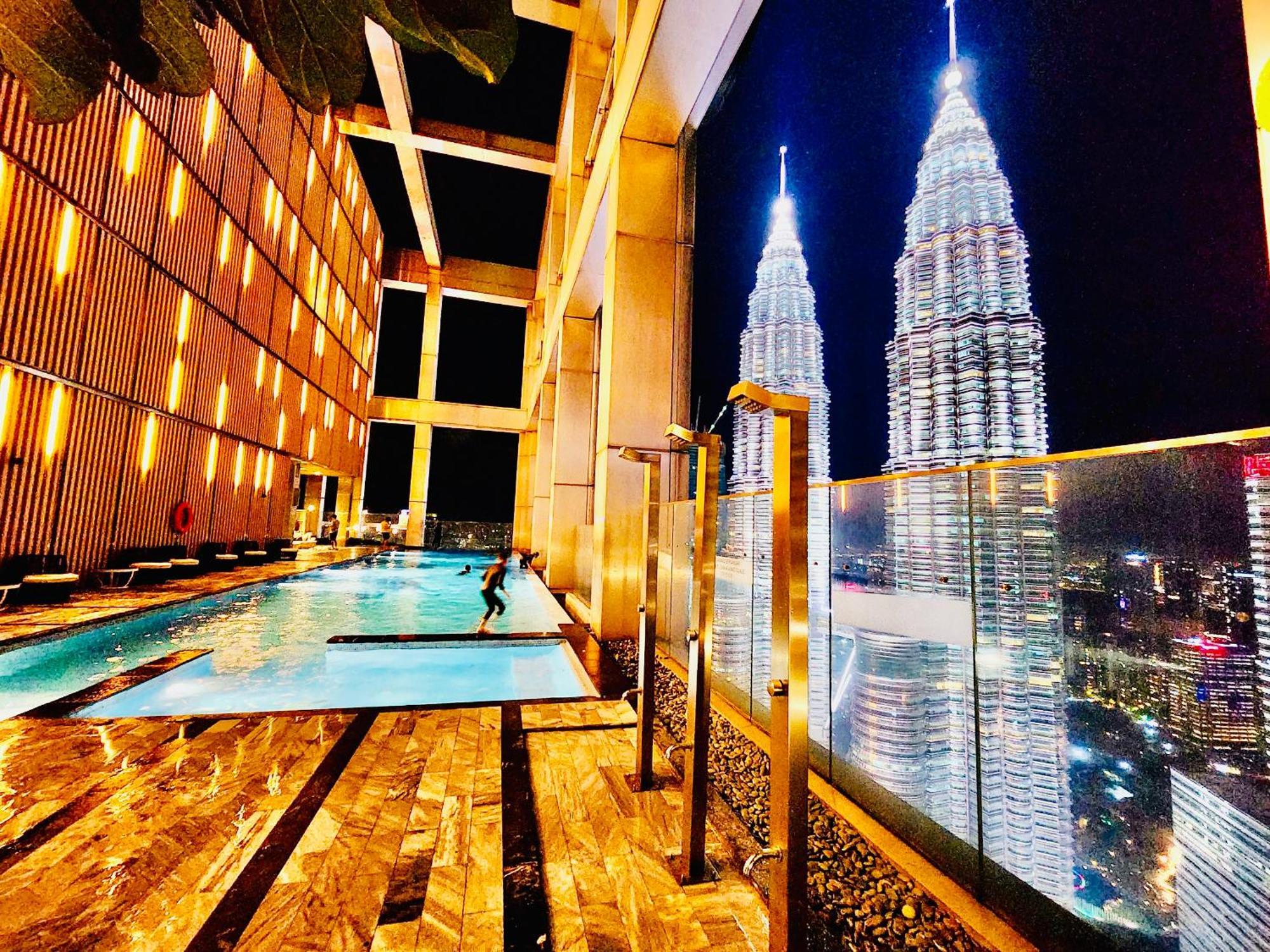 Pangsapuri Tropicana Klcc @ Roof Top Swimming Pool