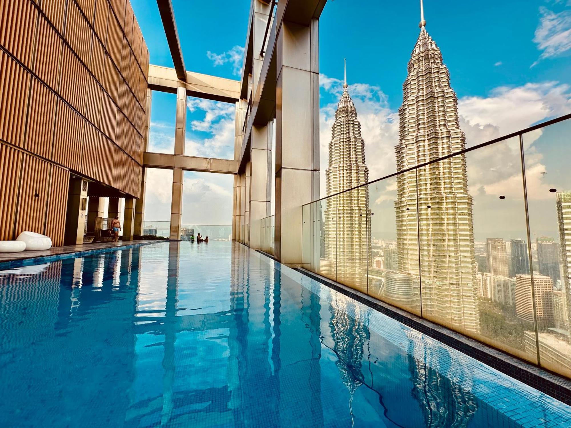 Pangsapuri Tropicana Klcc @ Roof Top Swimming Pool