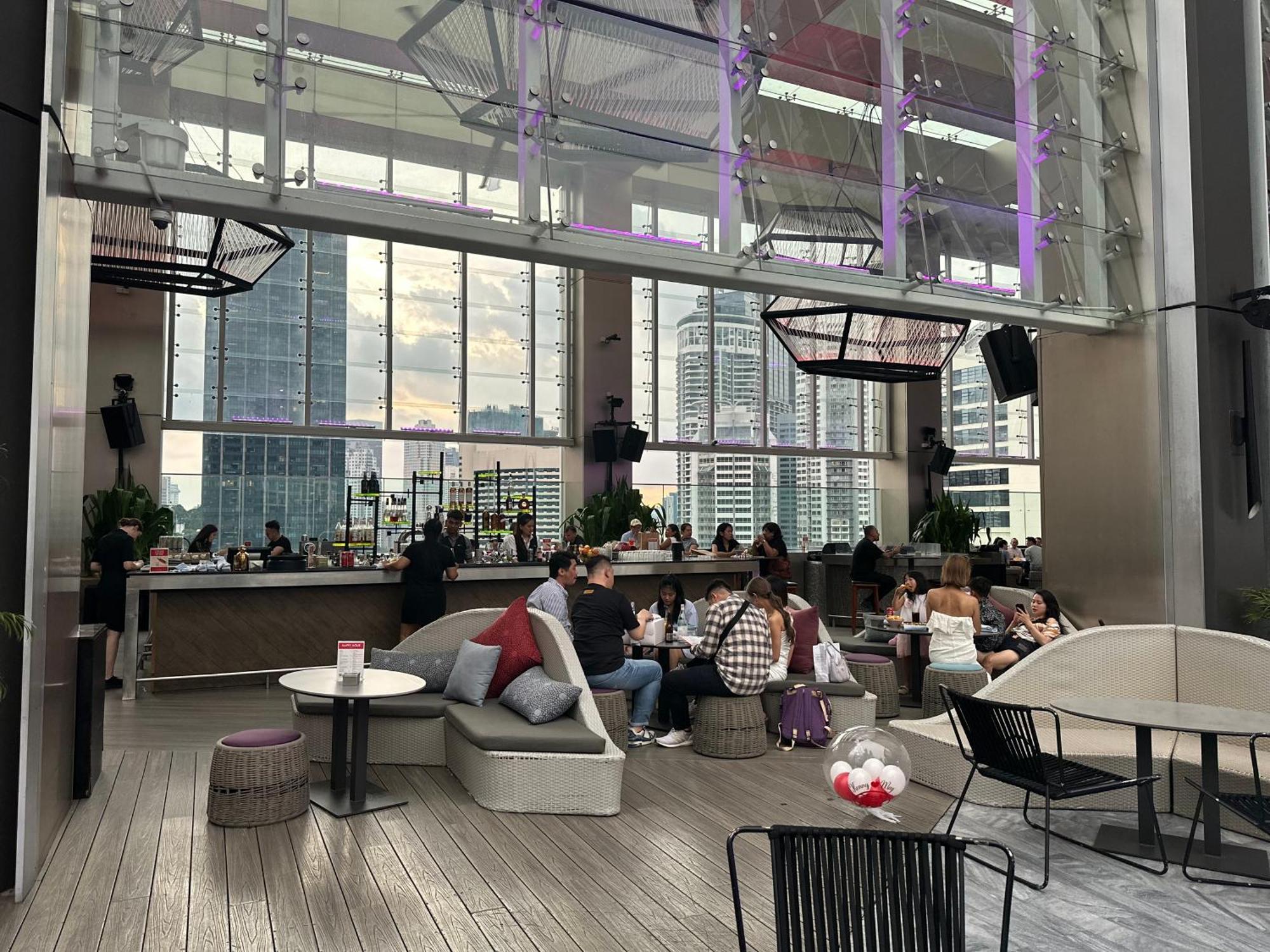 Tropicana Klcc @ Roof Top Swimming Pool Kuala Lumpur
